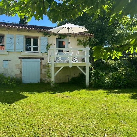 La Colline De Tilleul - Les Deux Puits - Cosy Cottage With Swimming Pool Near Aubeterre Saint-Romain  Exterior foto